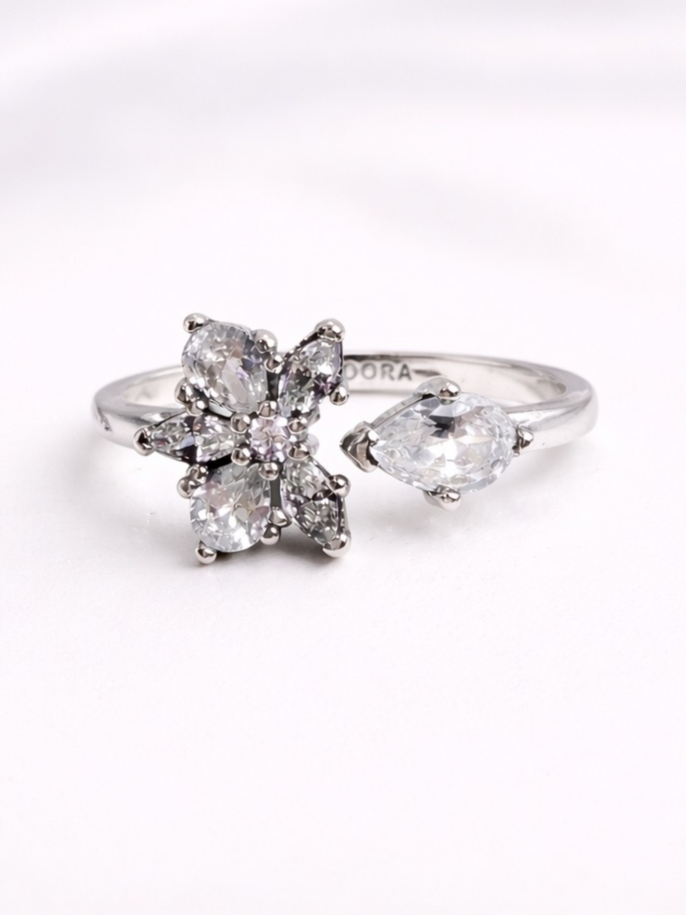 Pandora Herbarium Cluster Open Ring 925 Sterling Silver Clear CZ Size 52 Floral